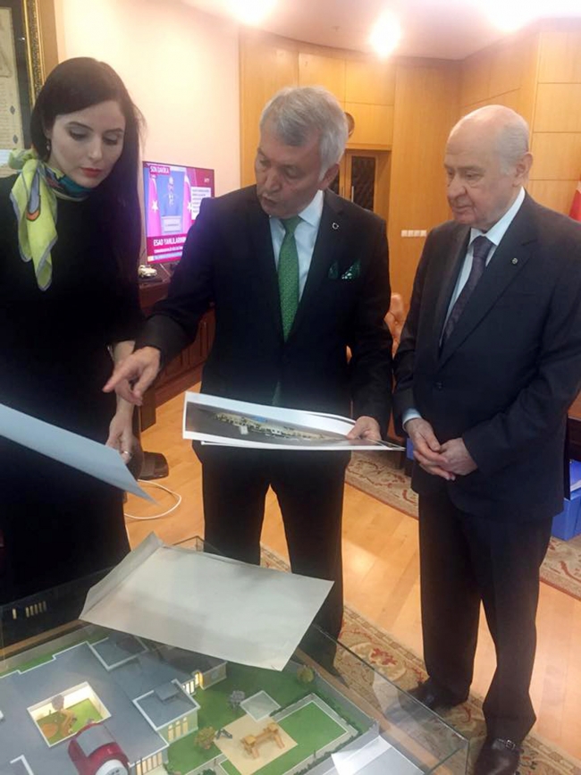 Afrin şehidi Özalkan'ın vasiyeti olan okulun projesi MHP Genel Başkanı Bahçeli'ye sunuldu