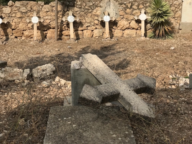 Kudüs'te Hristiyan mezarlığına saldırı düzenlendi