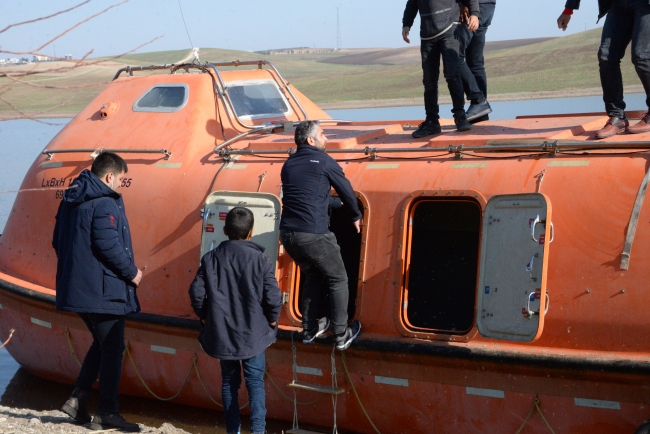 Denizi olmayan Diyarbakır'a "denizaltı" getirdi