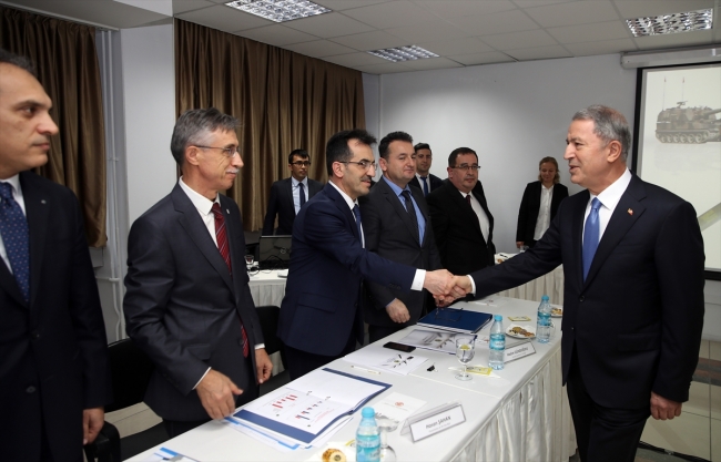 Milli Savunma Bakanı Akar: Milli ve yerli savunma sanayi tercih değil zorunluluk