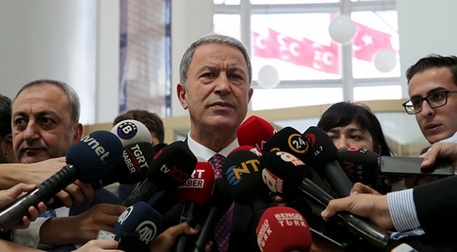 Milli Savunma Bakanı Akar'dan parti liderlerine ziyaret