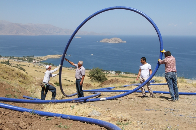 Van Akdamar Kilisesi tatlı suya kavuşuyor