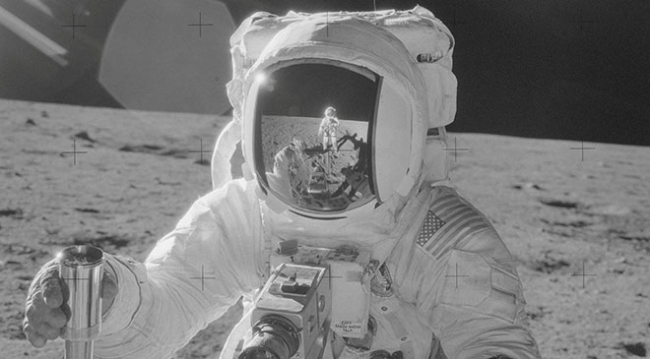 Ay'da yürüyen ABD'li astronot Alan Bean hayatını kaybetti