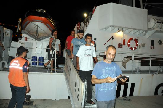 Alanya açıklarında kuru yük gemisi battı