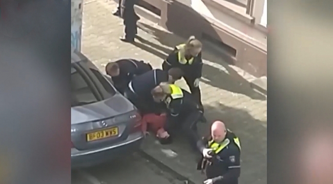 Almanya'da polis şiddeti kamerada