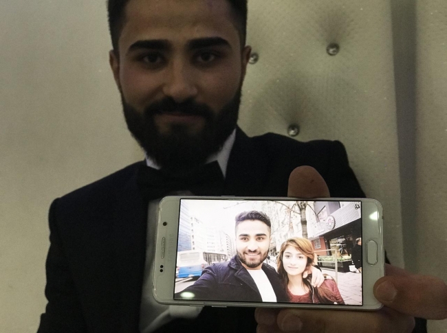 Gelin, düğününe telefonla katıldı