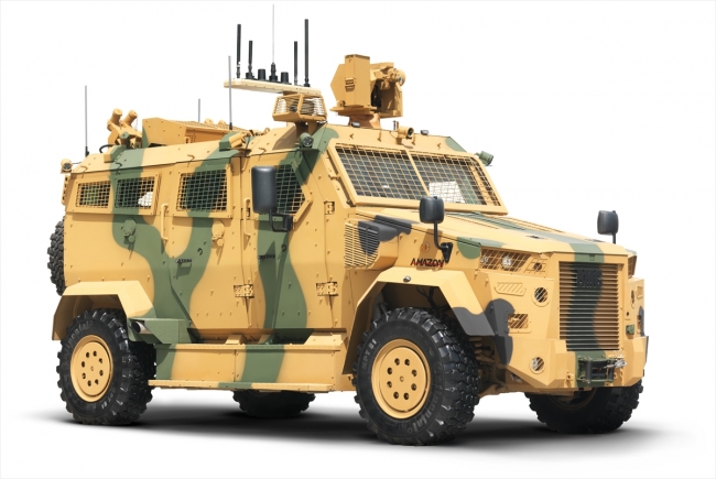 BMC, Kirpi, Amazon, Vuran ve yeni zırhlı kamyonu Paris’te sergileyecek
