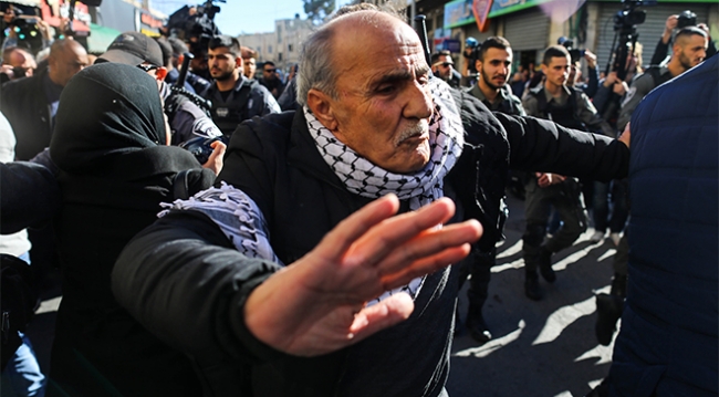 Kudüs, Batı Şeria ve Gazze'deki gösterilerde yaralı sayısı artıyor