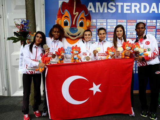 Milliler şampiyonada "tarih" yazdı