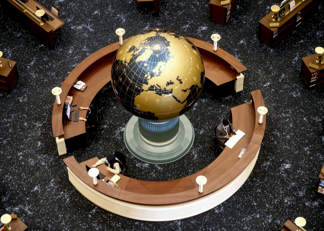 Türkiye'nin en büyük kütüphanesinde zamanda yolculuk