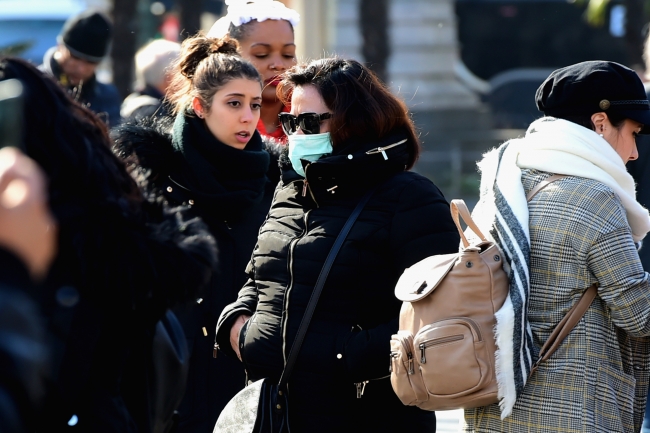İtalya'daki koronavirüs vakaları komşu ülkeleri alarma geçirdi
