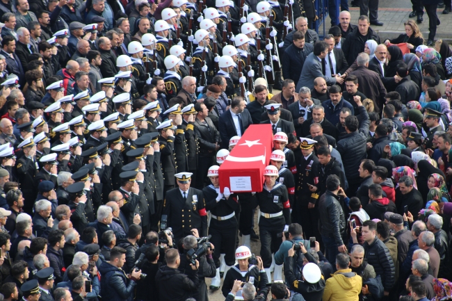 Türkiye şehitlerini uğurladı