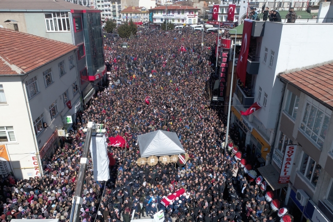 Türkiye şehitlerini uğurladı