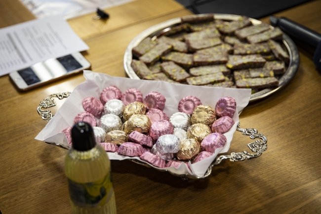 AK Parti, CHP ve MHP ile video konferans aracılığıyla bayramlaştı