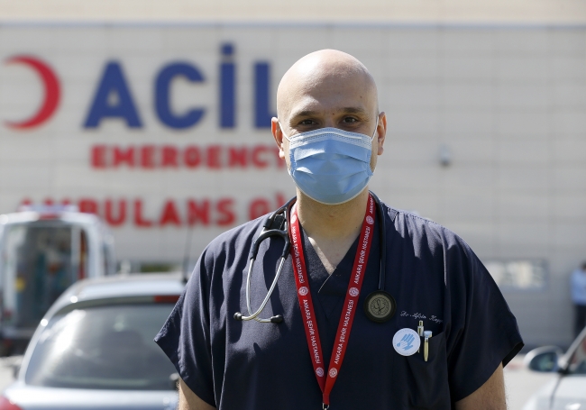 Önümüzdeki aylarda da maske takmaya devam edeceğiz