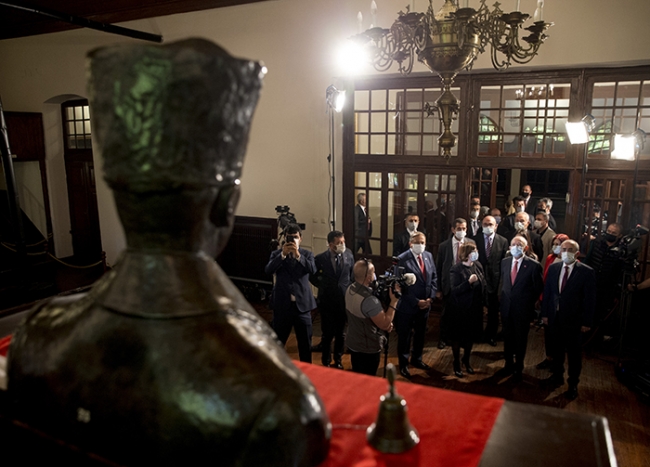 Kemal Kılıçdaroğlu'ndan Birinci Meclis'e ziyaret