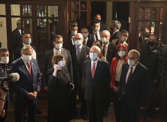 Kemal Kılıçdaroğlu'ndan Birinci Meclis'e ziyaret