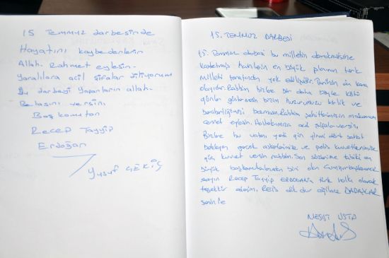 Demokrasi nöbetleri anı defterinde yaşatılıyor