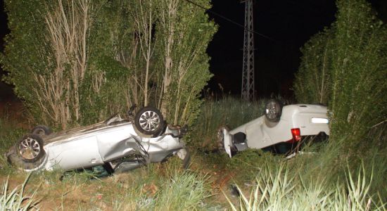 Yurtta trafik kazaları: 5 ölü, 37 yaralı