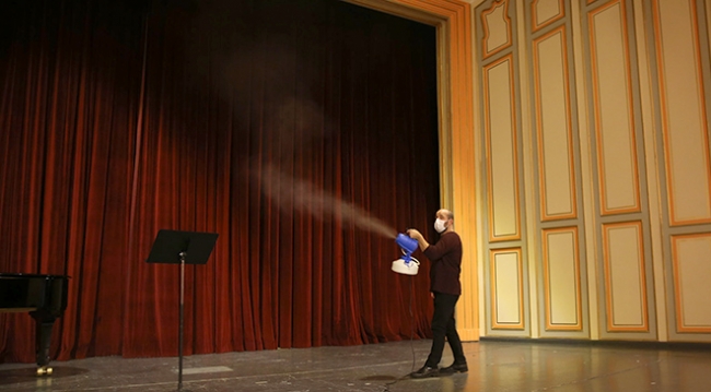 Ankara Devlet Opera ve Balesi COVID-19 sürecini sahneye taşıyacak