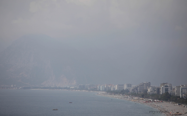 Antalya'yı nem bulutları kapladı