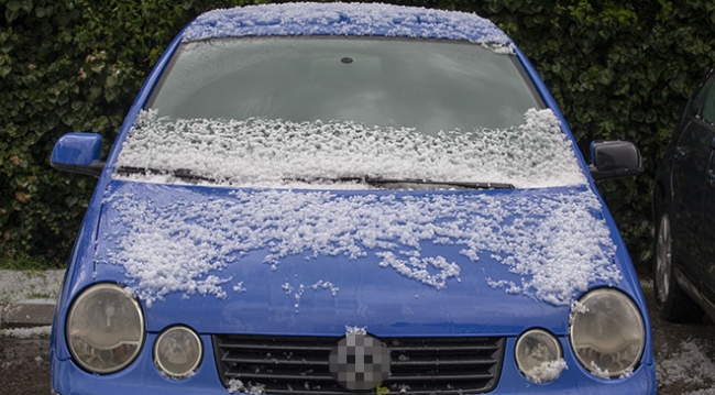 Ankara doluyla beyaza büründü