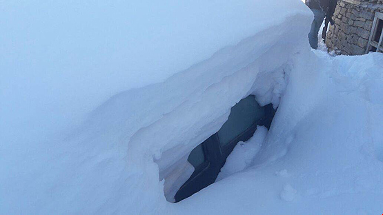 Terör saldırısı için çalınan araç kar altında bulundu