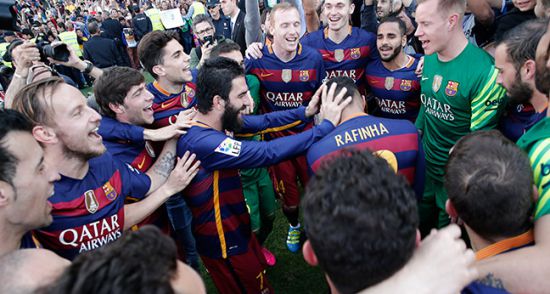 Barcelona'da 24. lig kupası sevinci