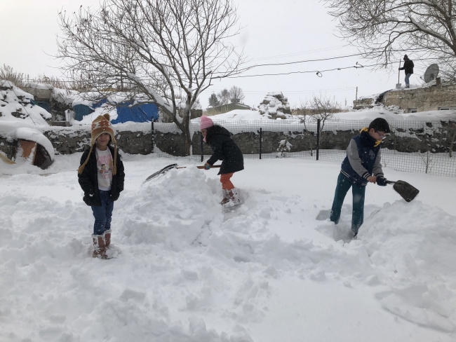 2018'e beyaz örtüyle uyandılar