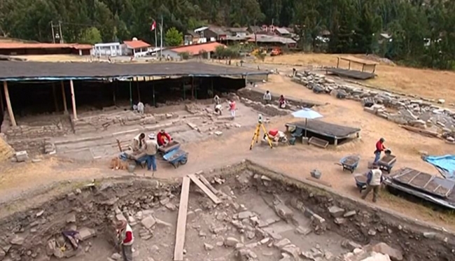 Peru'da arkeologlara kameralı robotlar yardım ediyor