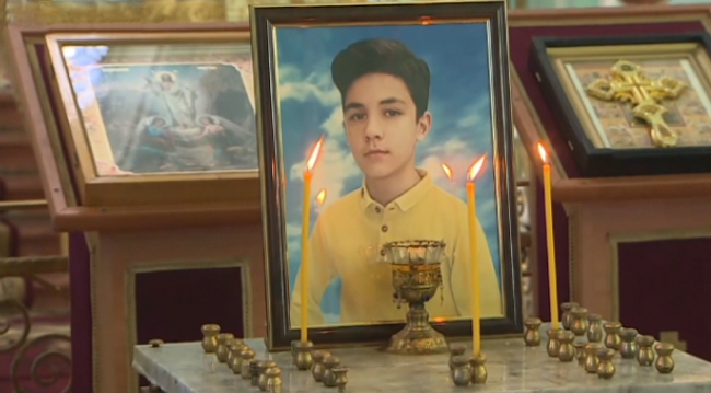 Ermenistan'ın saldırısı sonucu yaşamını yitiren 13 yaşındaki Arthur için tören düzenlendi