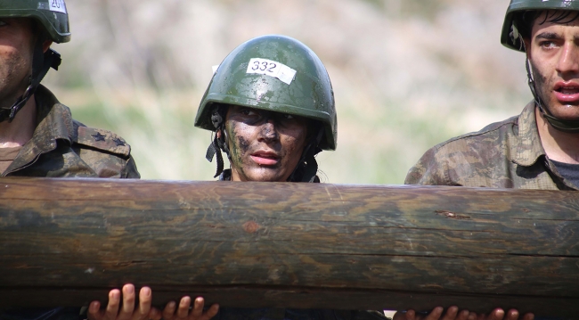 Arzu Astsubay 'komando brövesi' için zorlu eğitimde