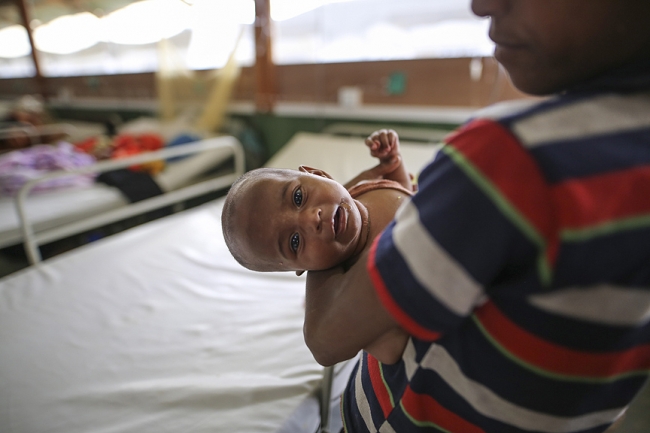 Arakanlılar temiz su sıkıntısıyla mücadele ediyor