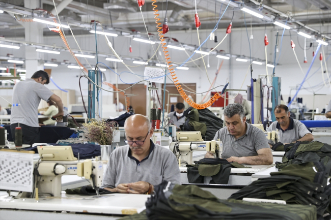 Mehmetçiğin kamuflajlı elbiselerinde 