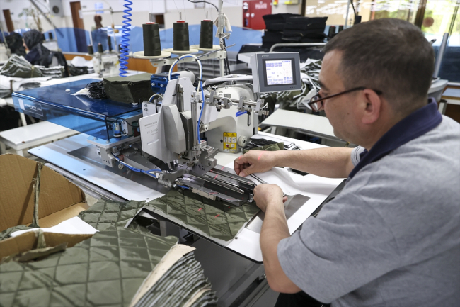 Mehmetçiğin kamuflajlı elbiselerinde 