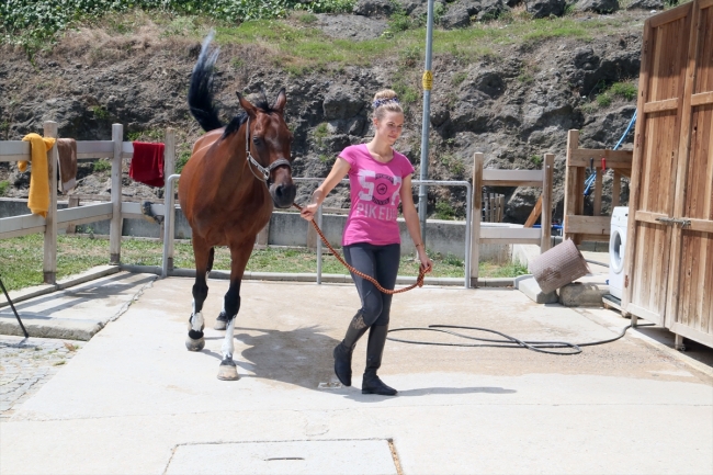 Türkiye'ye yerleşen Belaruslu Güdek 'Maestro'dan kopamadı