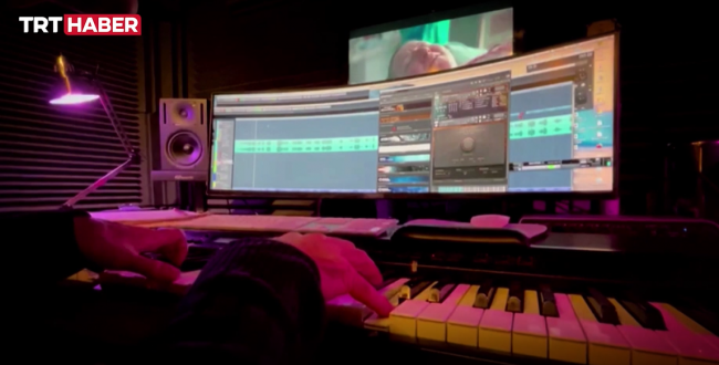 'Kesişme; İyi ki Varsın Eren'in müziklerinde Fahir Atakoğlu imzası