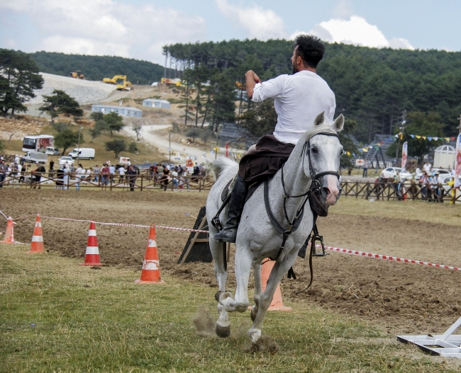 Bursa'da 'Türk Ata Sporları' coşkusu