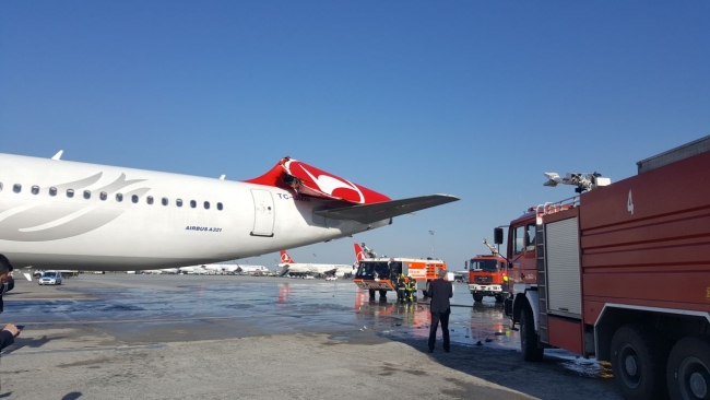 Atatürk Havalimanı'nda bir uçak, park halindeki başka bir uçağa çarptı