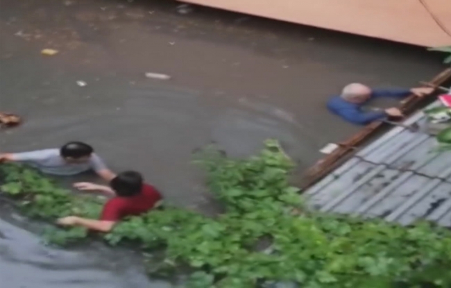 Ataşehir'de su baskınında can pazarı