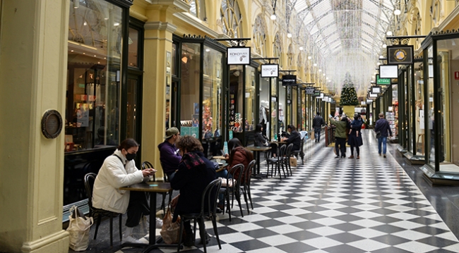 Melbourne salgında ikinci dalgayı yendi