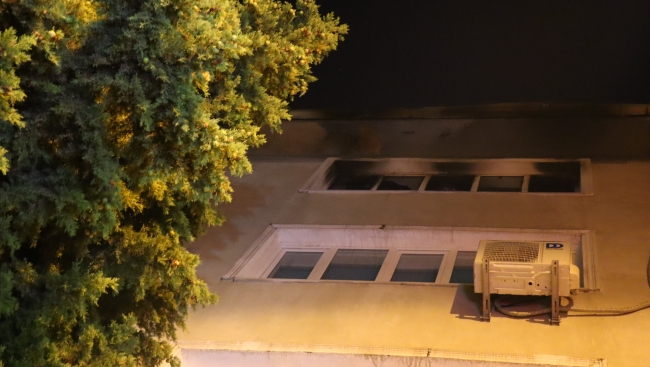 Avcılar'da öğrenci evinde yangın