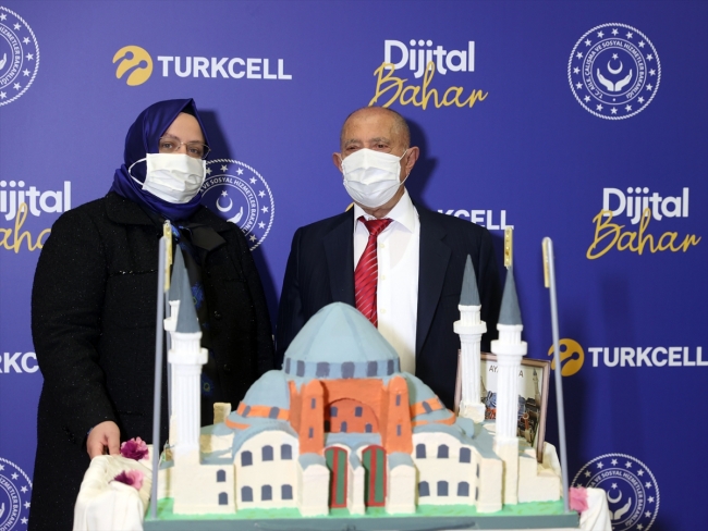 Huzurevlerinde "Dijital Bahar" dönemi başladı