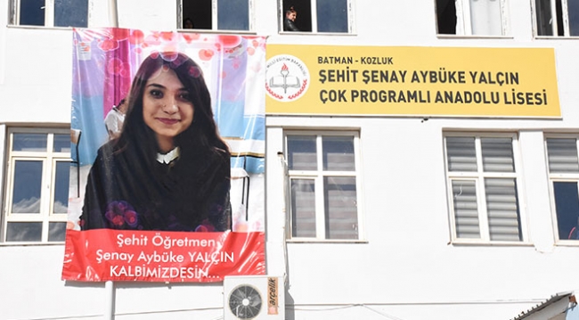 ŞEHİT ÖĞRETMEN AYBÜKE YALÇIN UNUTULMADI - Son Dakika Haberleri