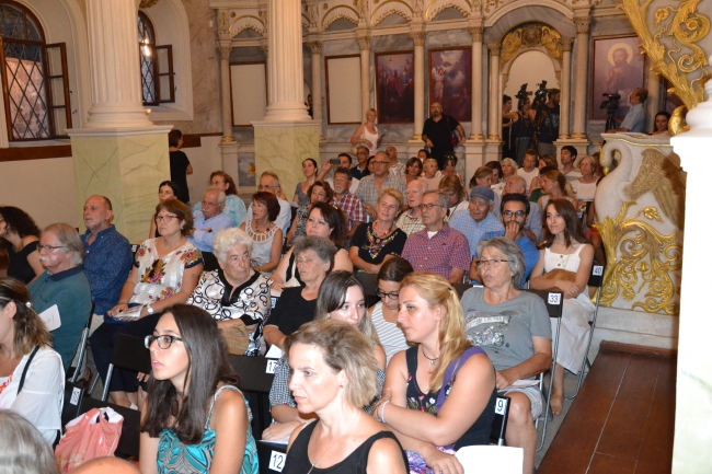 Ayvalık'ta müzik festivali coşkusu