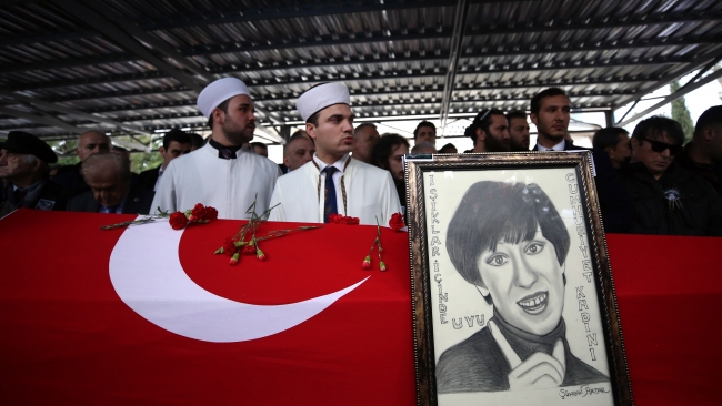 Ayşen Gruda'nın vedasının üzerinden 2 yıl geçti