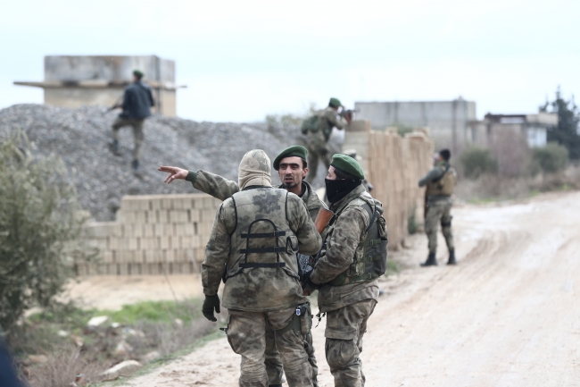 Azez'i ÖSO ve yerel polis 7 gün 24 saat koruyor