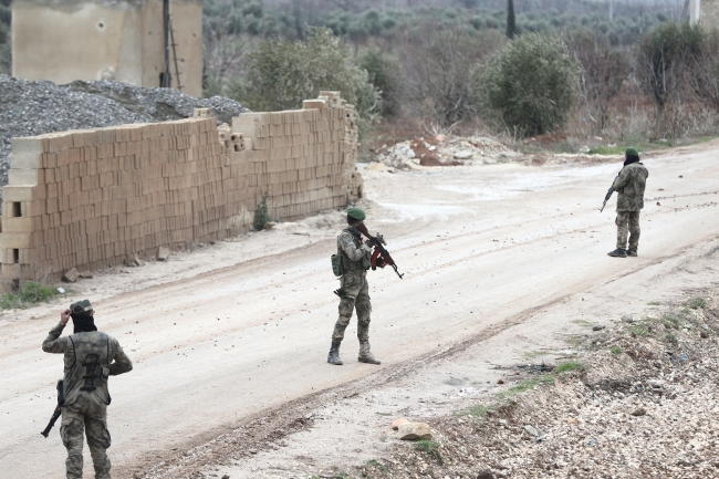 Azez'i ÖSO ve yerel polis 7 gün 24 saat koruyor