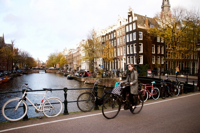 Amsterdam aşırı turizmle mücadele edecek