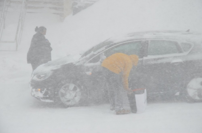 Uludağ'da kar kalınlığı 1 metreyi geçti
